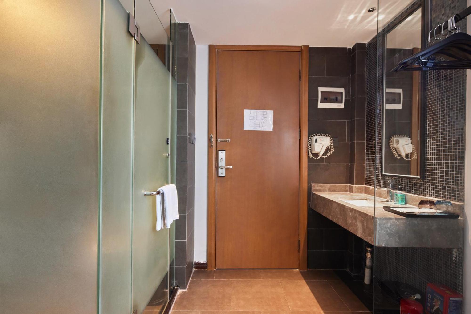 Insail Hotels Guangzhou Ximenkou Subway Station Branch Экстерьер фото